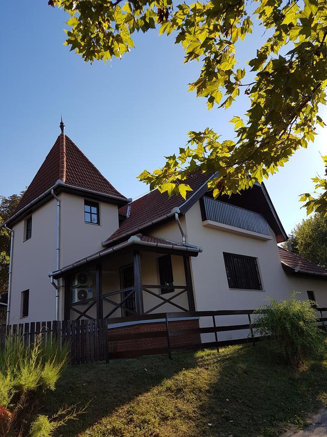 Tó úti Vendégház Hotel Mezotur Exterior foto